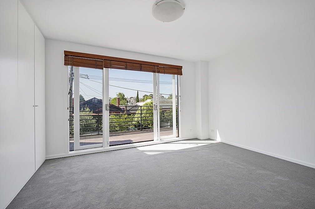 Contemporary 4 Bedroom Townhouse