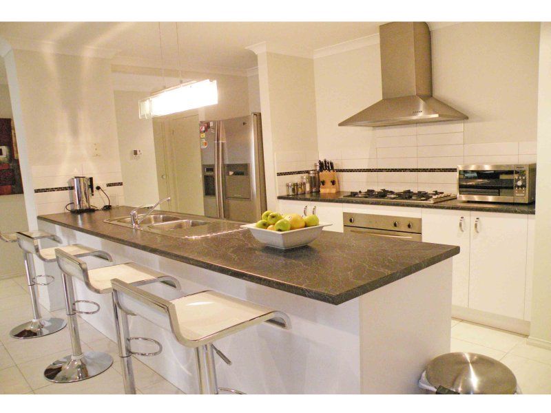 28 Chandler Drive SOUTH MORANG, South Morang - Thumbnail 6
