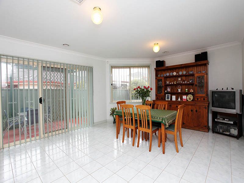 7 William Circuit, Caroline Springs - Thumbnail 7