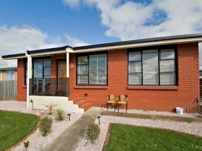 3
 
 
 
  
 
 
 1
 
 
 
  
 
 
 3
 
 
 
 
 
 
 
 7 College Court, DEVONPORT TAS 7310, Devonport - Thumbnail 2