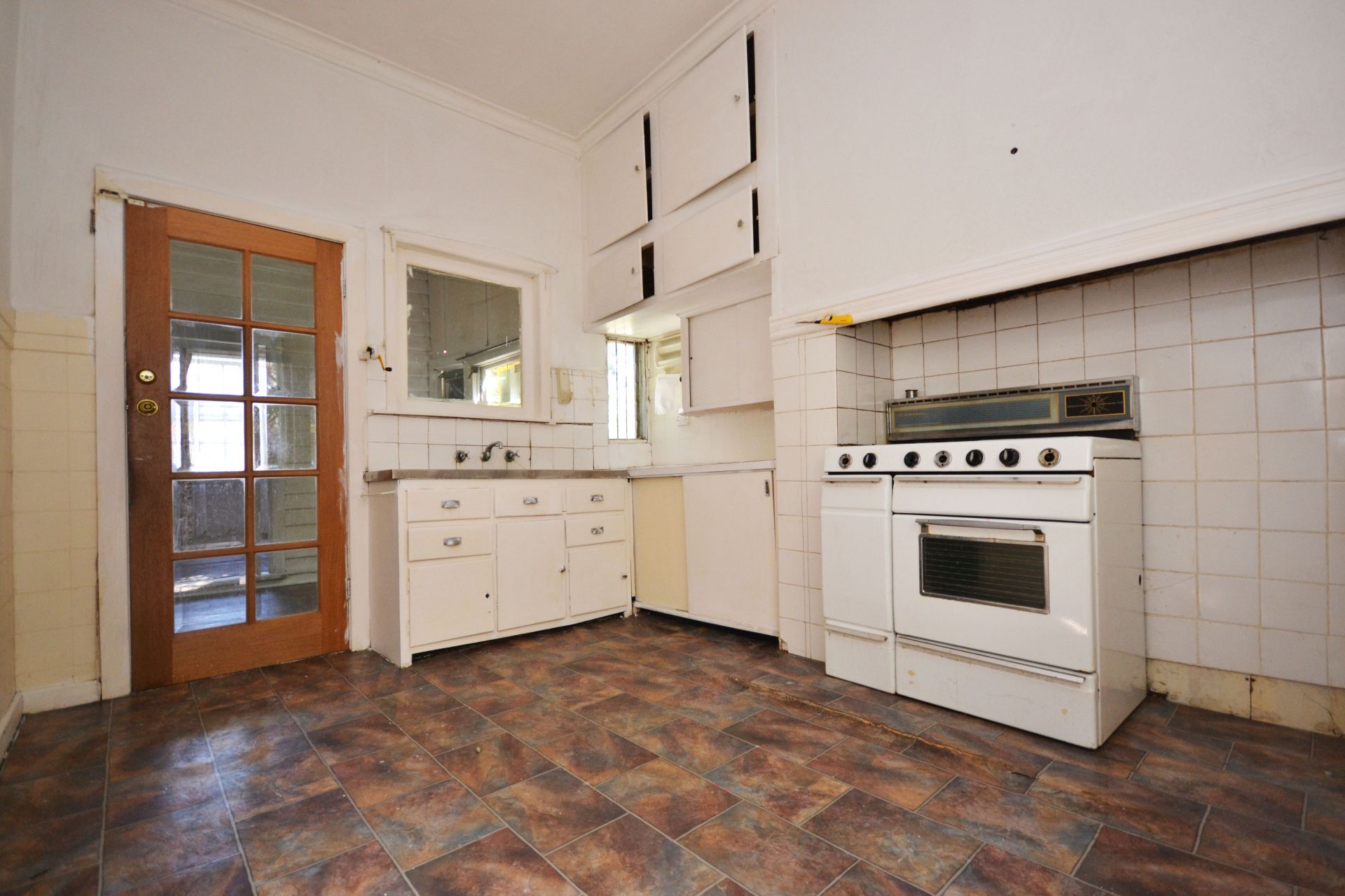 PERIOD CHARM IN AN IDEAL LOCATION