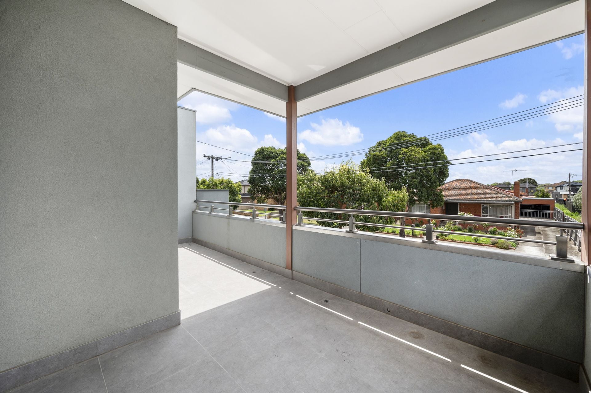 Modern & Low Maintenance