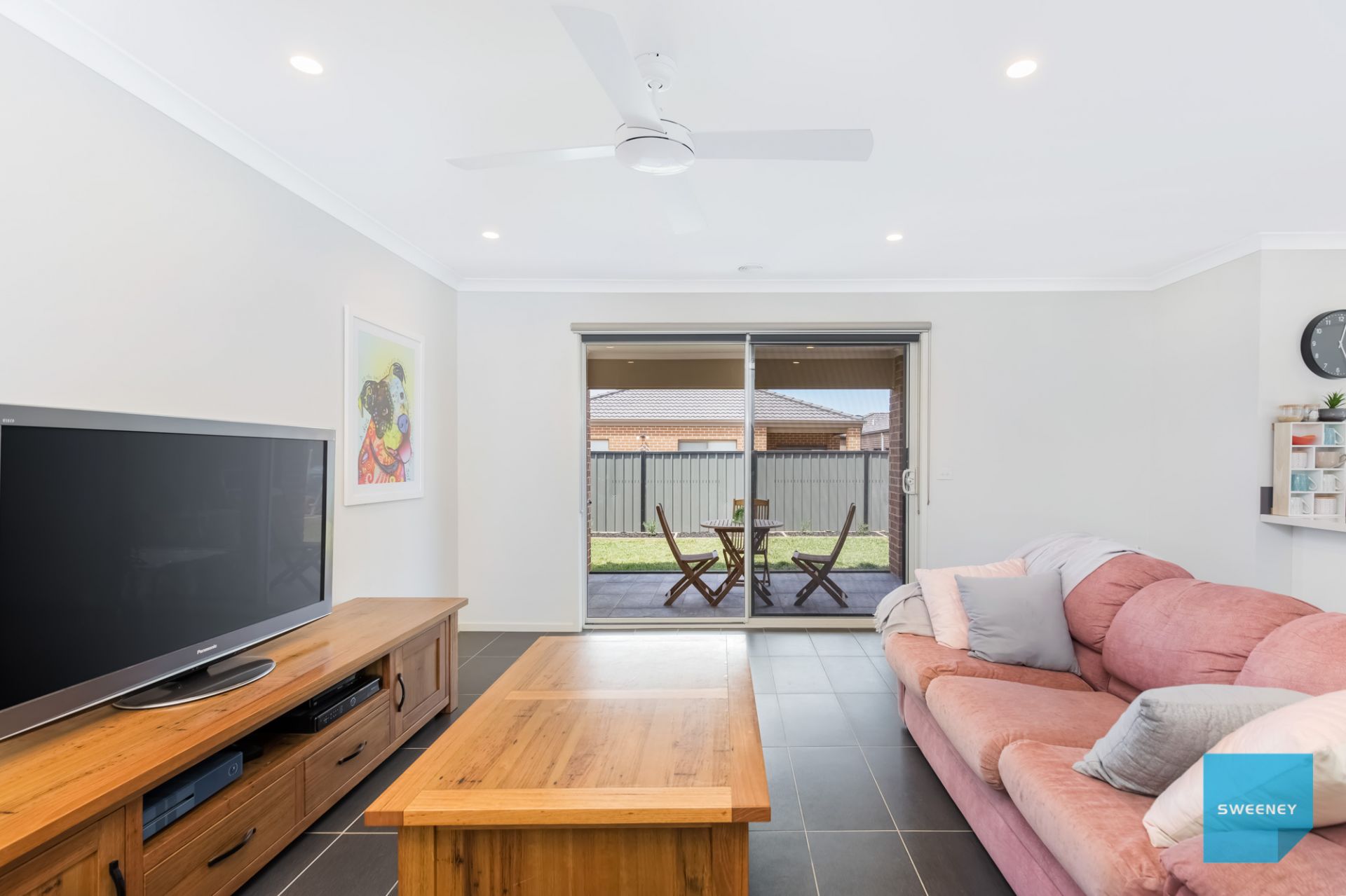73 Orbis Avenue, Fraser Rise - Thumbnail 6