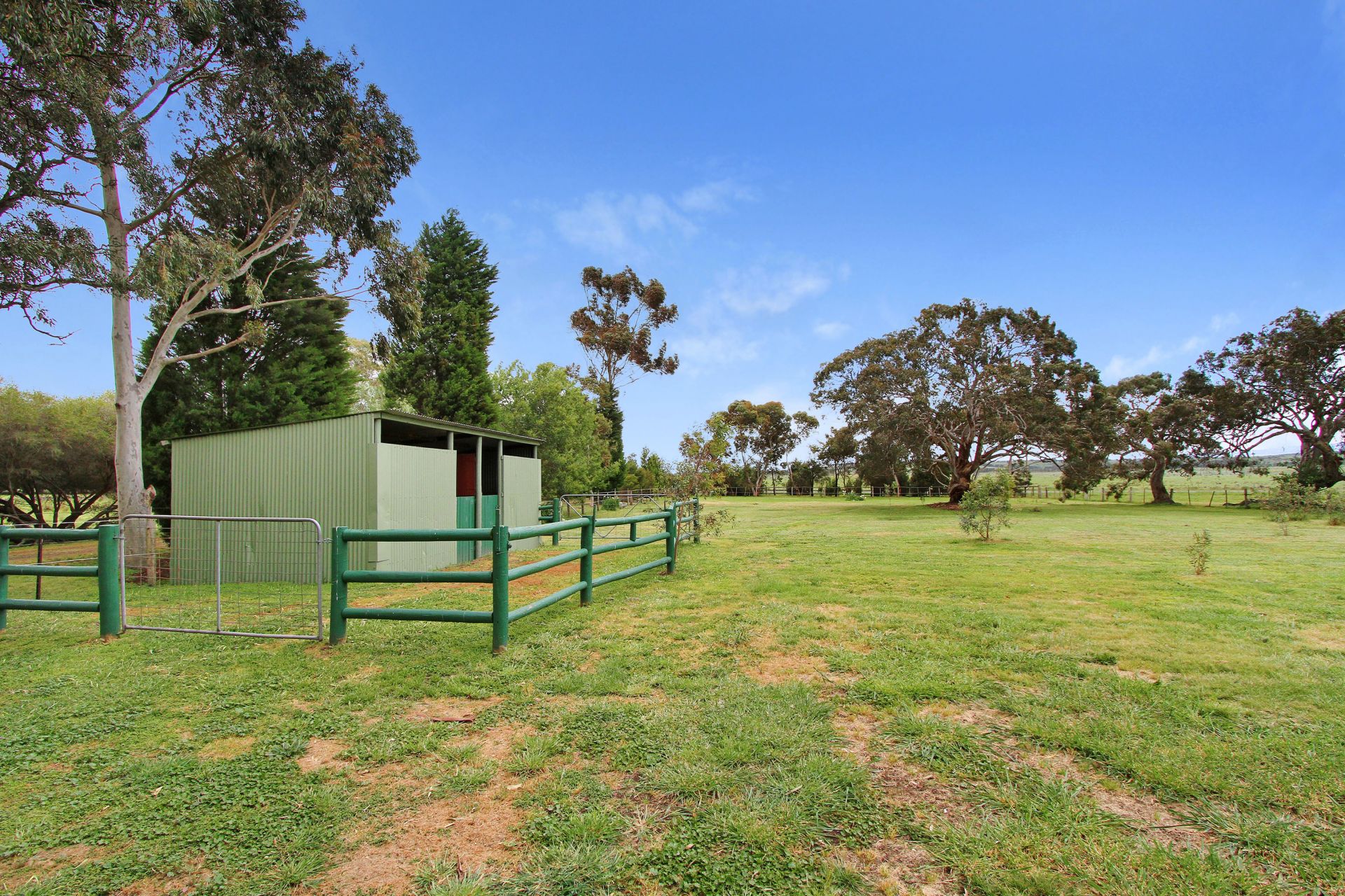 LIFESTYLE PROPERTY PERFECTION   *Insp Thu 1st Oct @ 4:45pm*