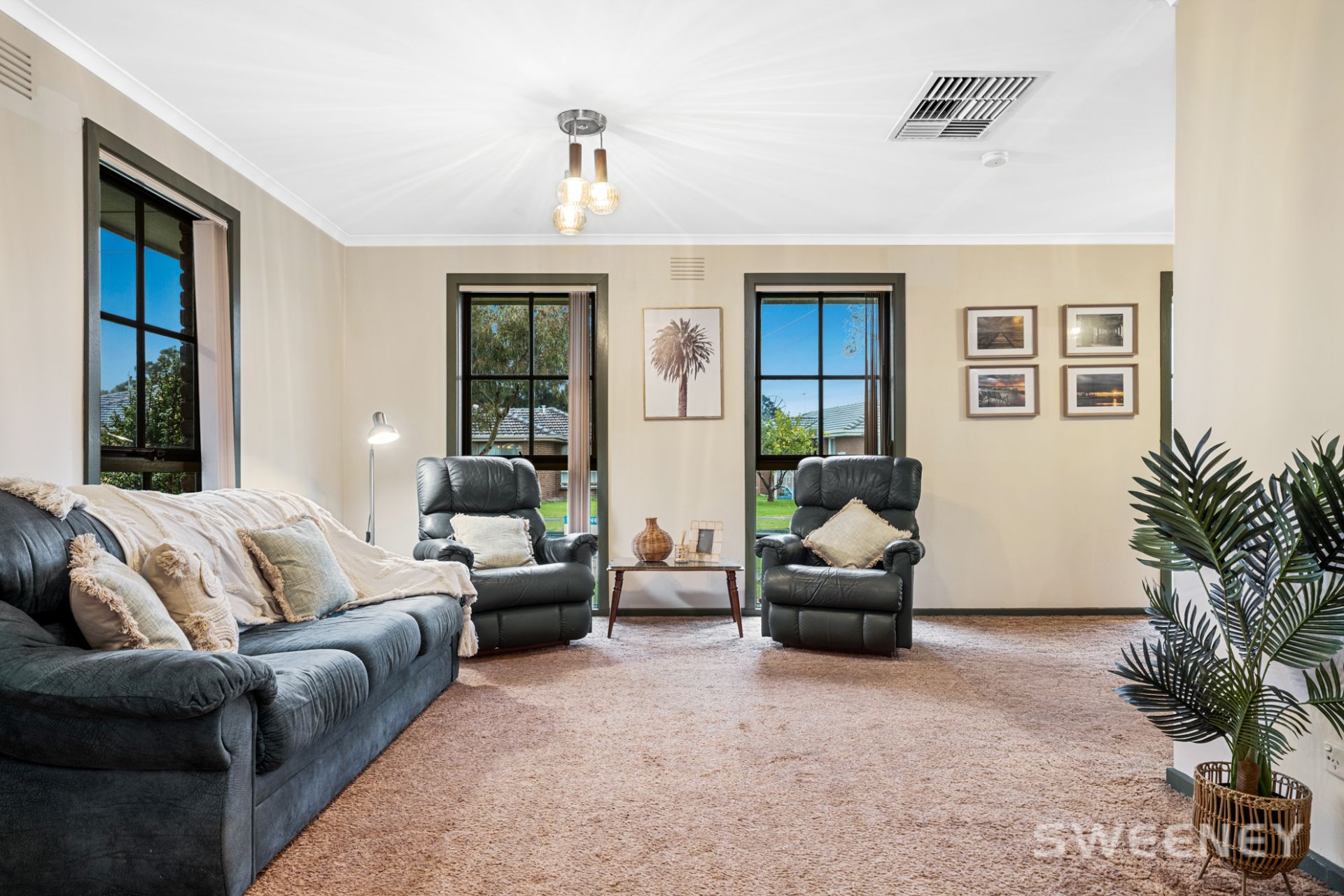 24 Laird Drive, Altona Meadows - Thumbnail 4