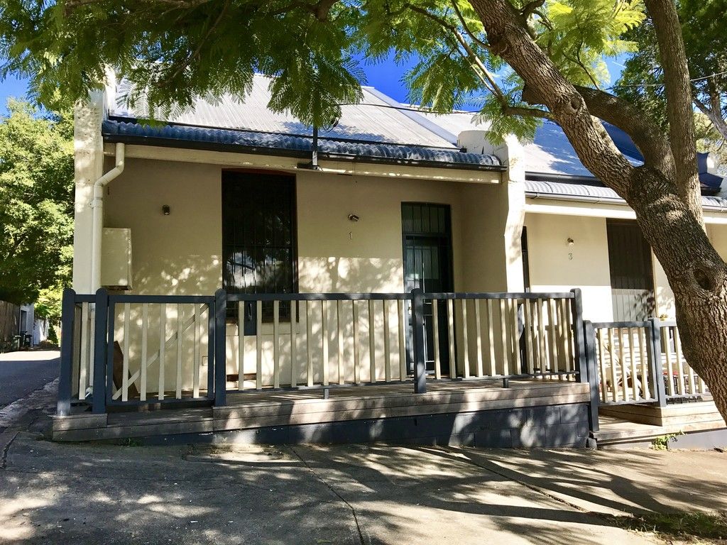 Renovated Home In Leafy Street