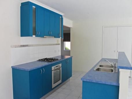 AVAILABLE NOW... IMMACULATE, SPACIOUS 3 BEDROOM PLUS STUDY FAMILY HOME!