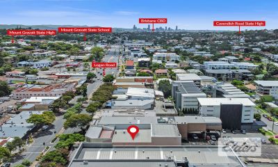 FULLY LEASED MOUNT GRAVATT FREESTANDER
