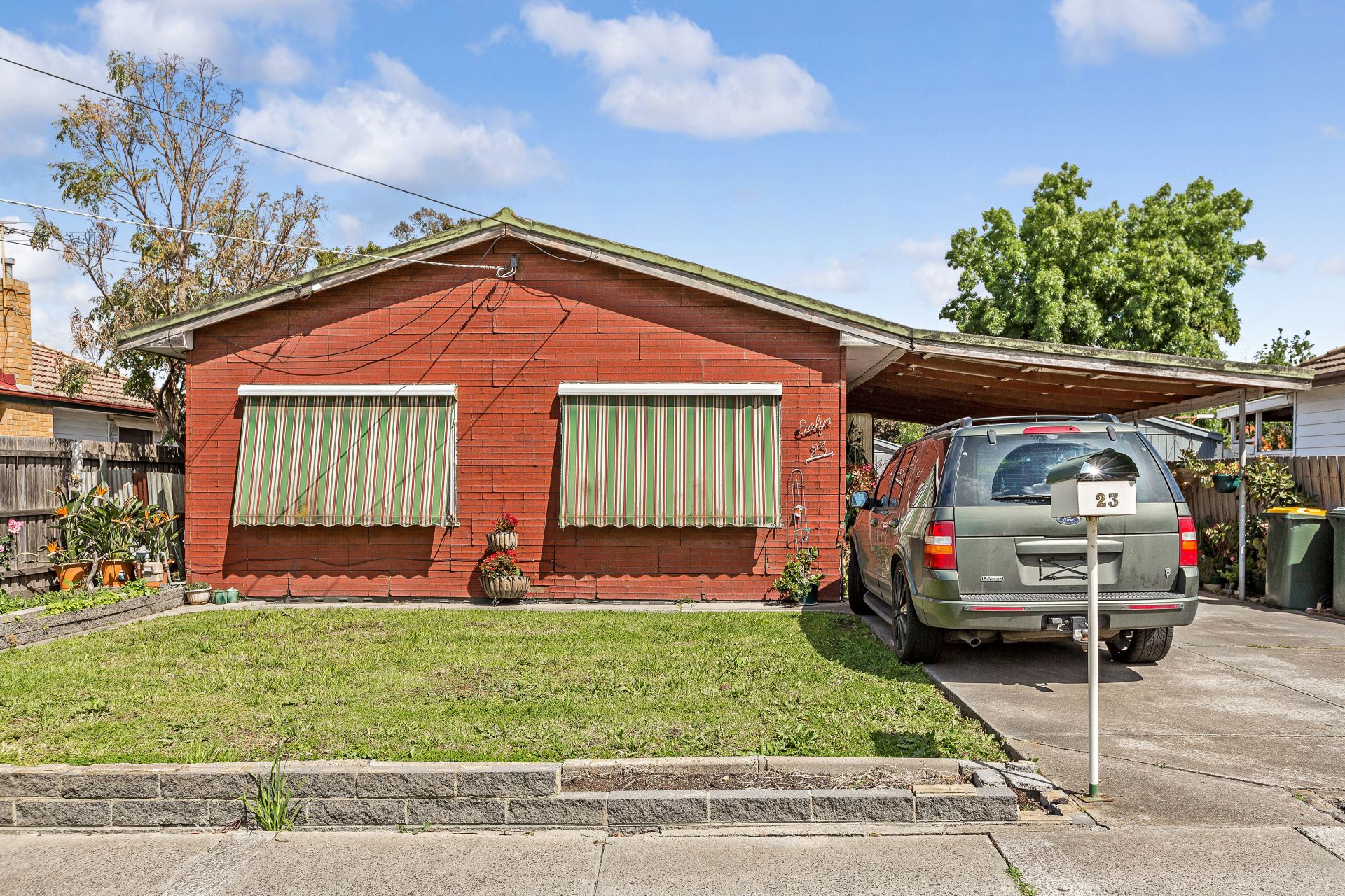 23 Baynton Avenue, Sunshine North - Thumbnail 8