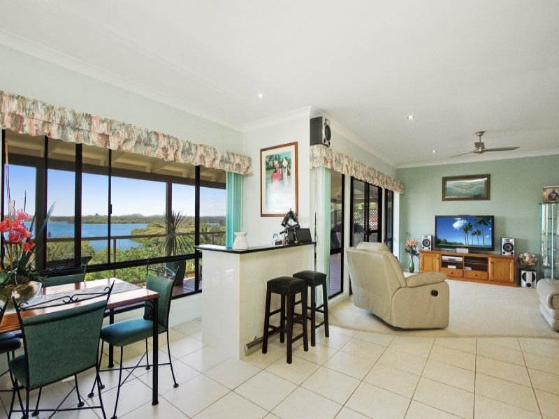 2 Uniacke Drive, BANORA POINT, Banora Point - Thumbnail 5