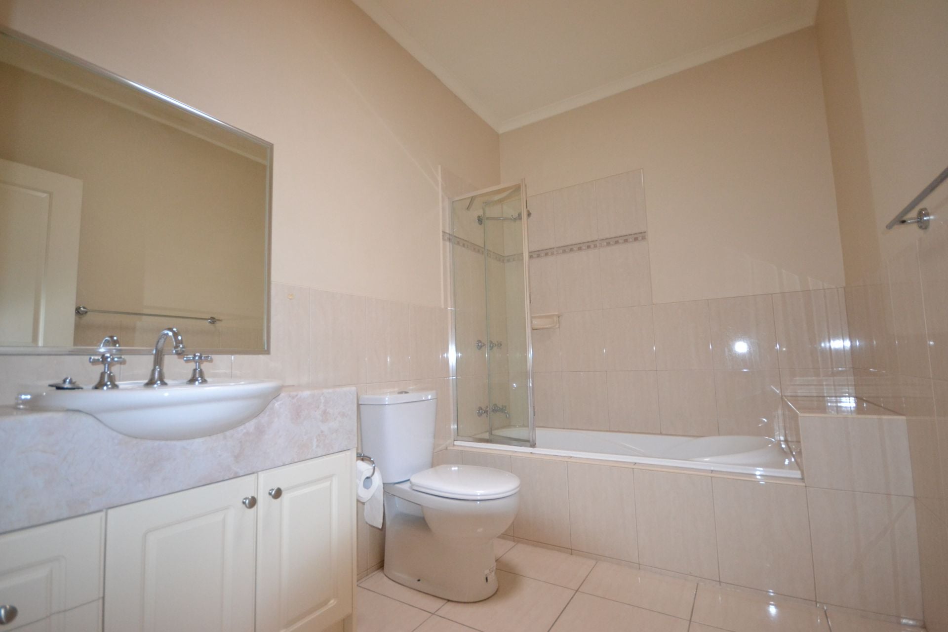 SPACIOUS AND IN PRIME LOCATION