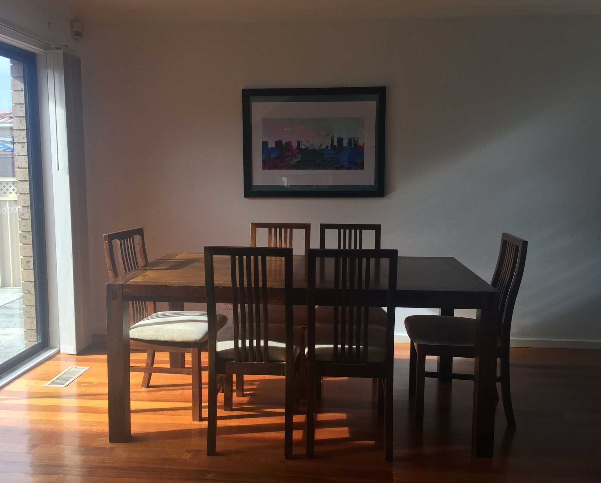SPACIOUS 4 BEDROOM HOME IN A FANTASTIC LOCATION!