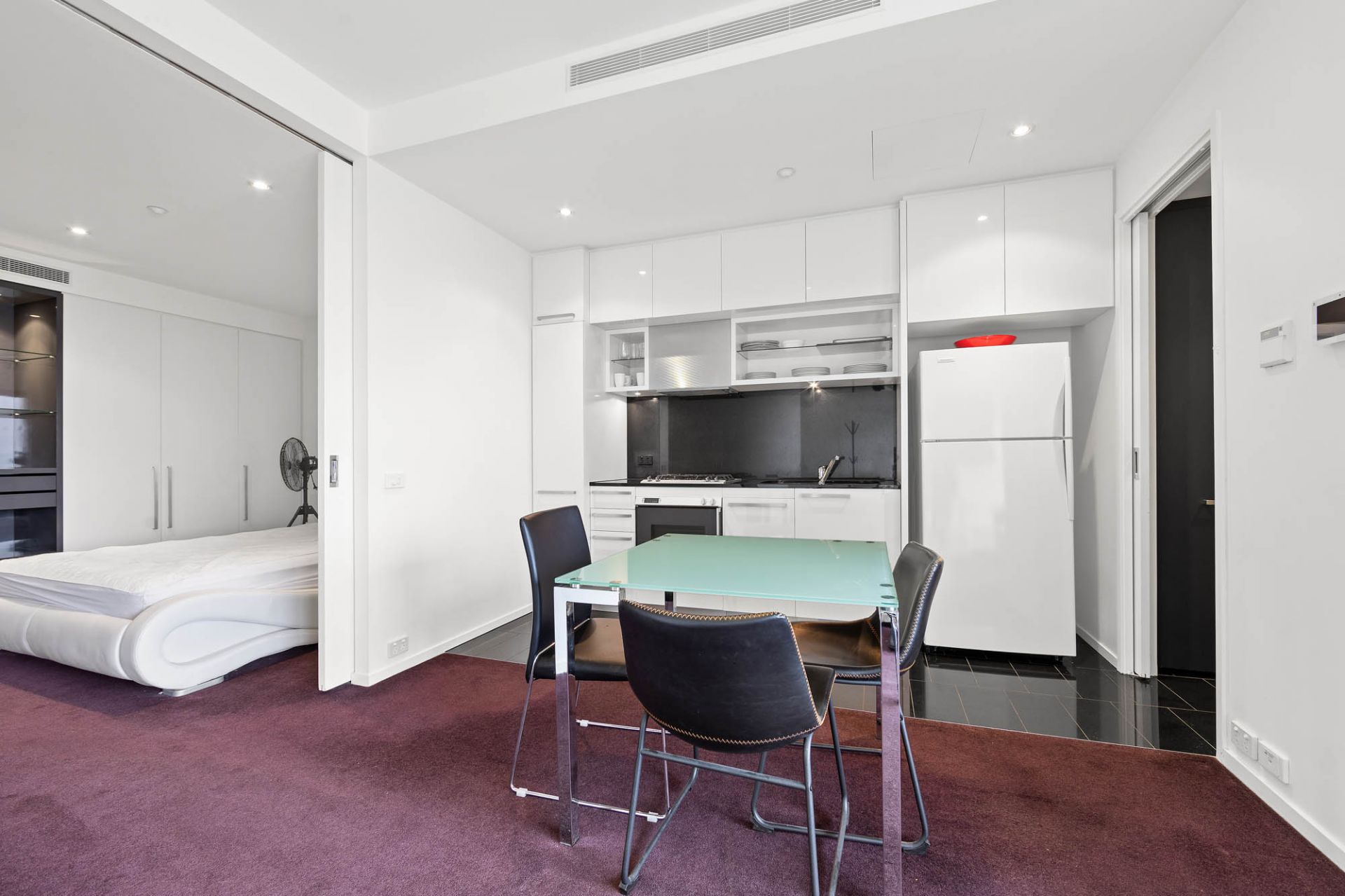 4703/7 Riverside Quay, Southbank - Thumbnail 4