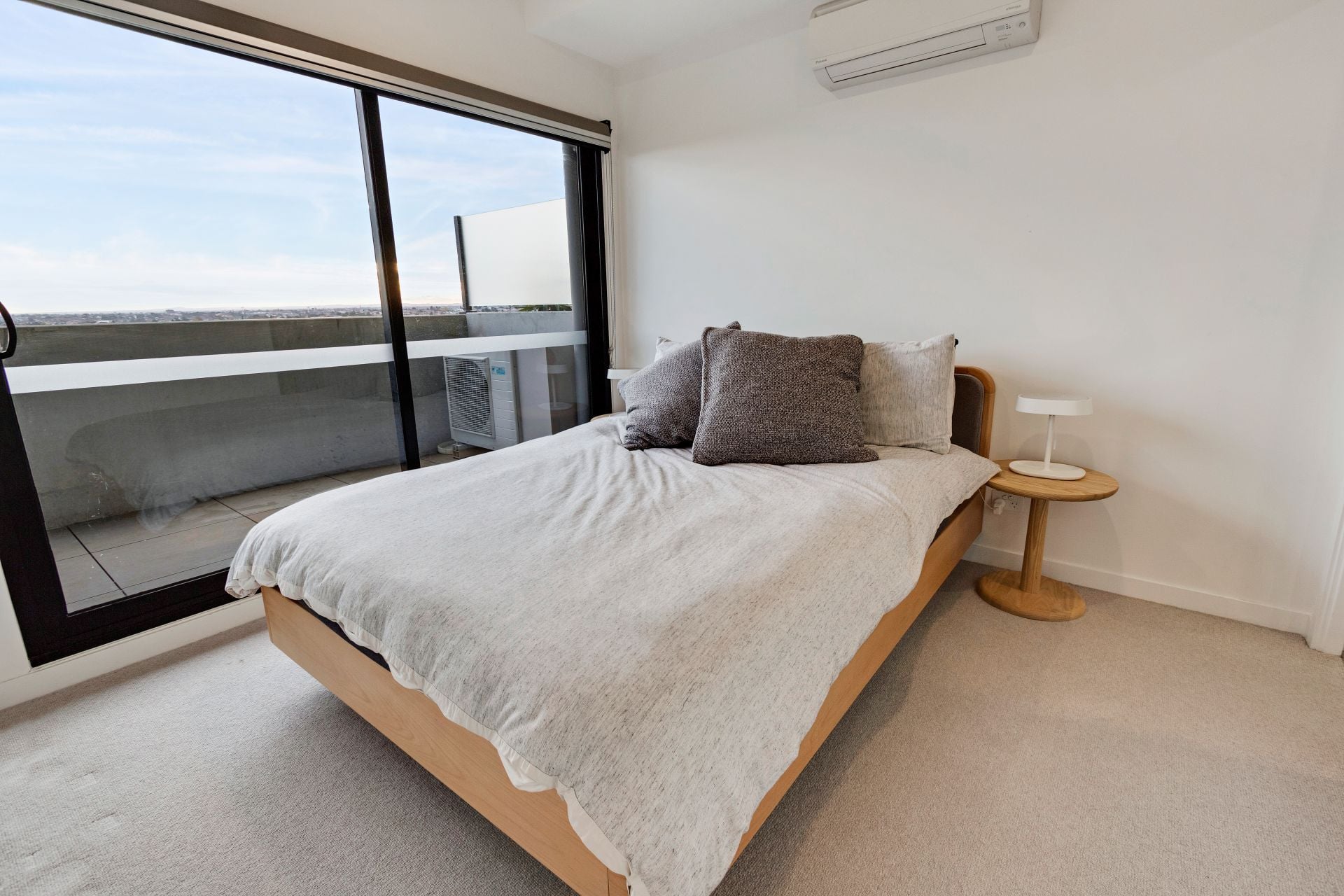 Perfectly positioned TWO BED TWO BATH