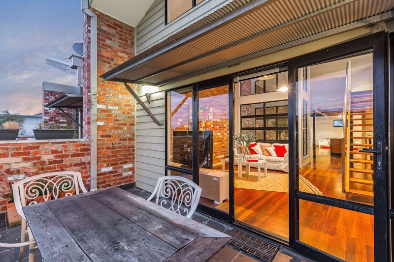 3/2 Bilston Street