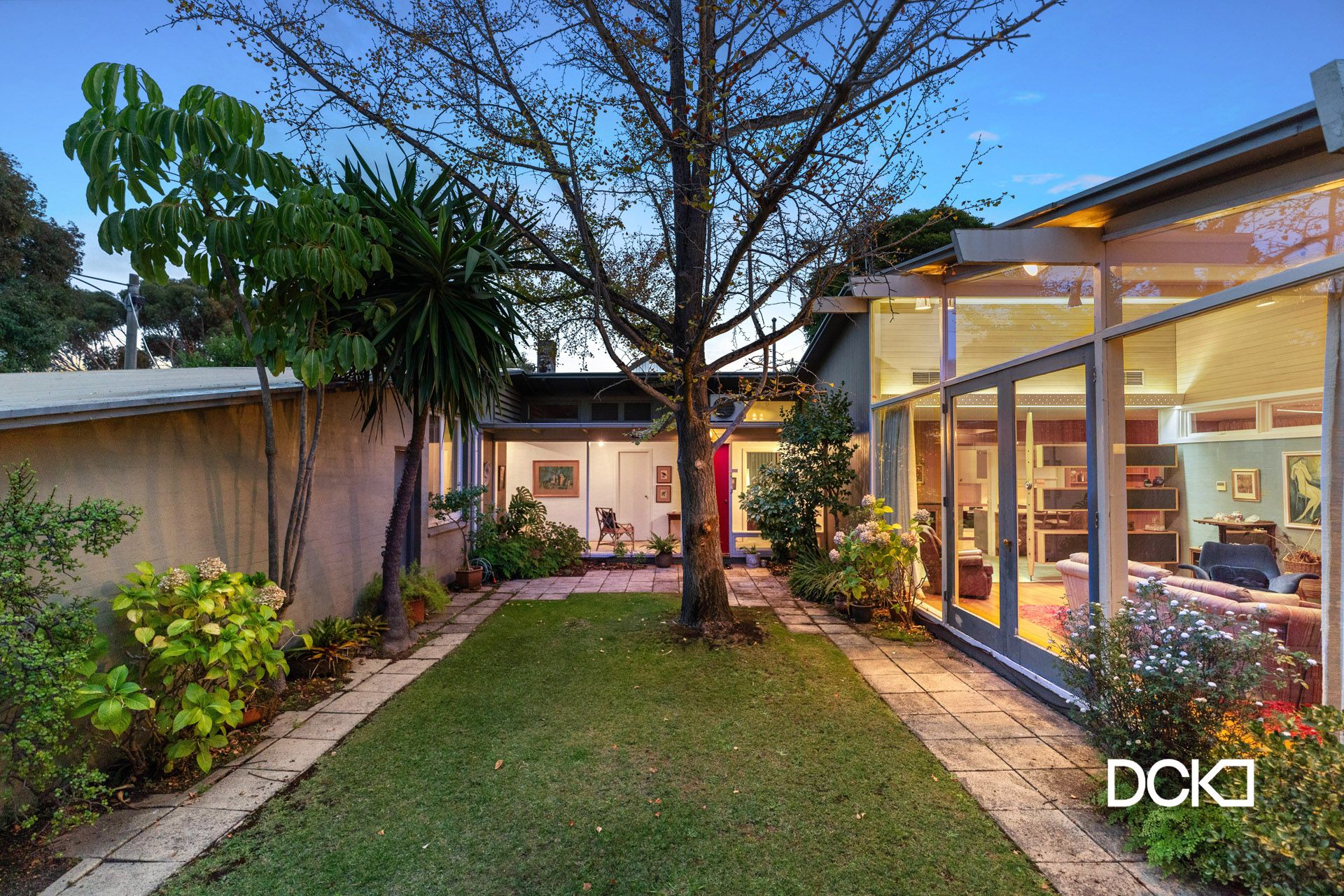 24 Harkness Street, Quarry Hill DCK Real Estate