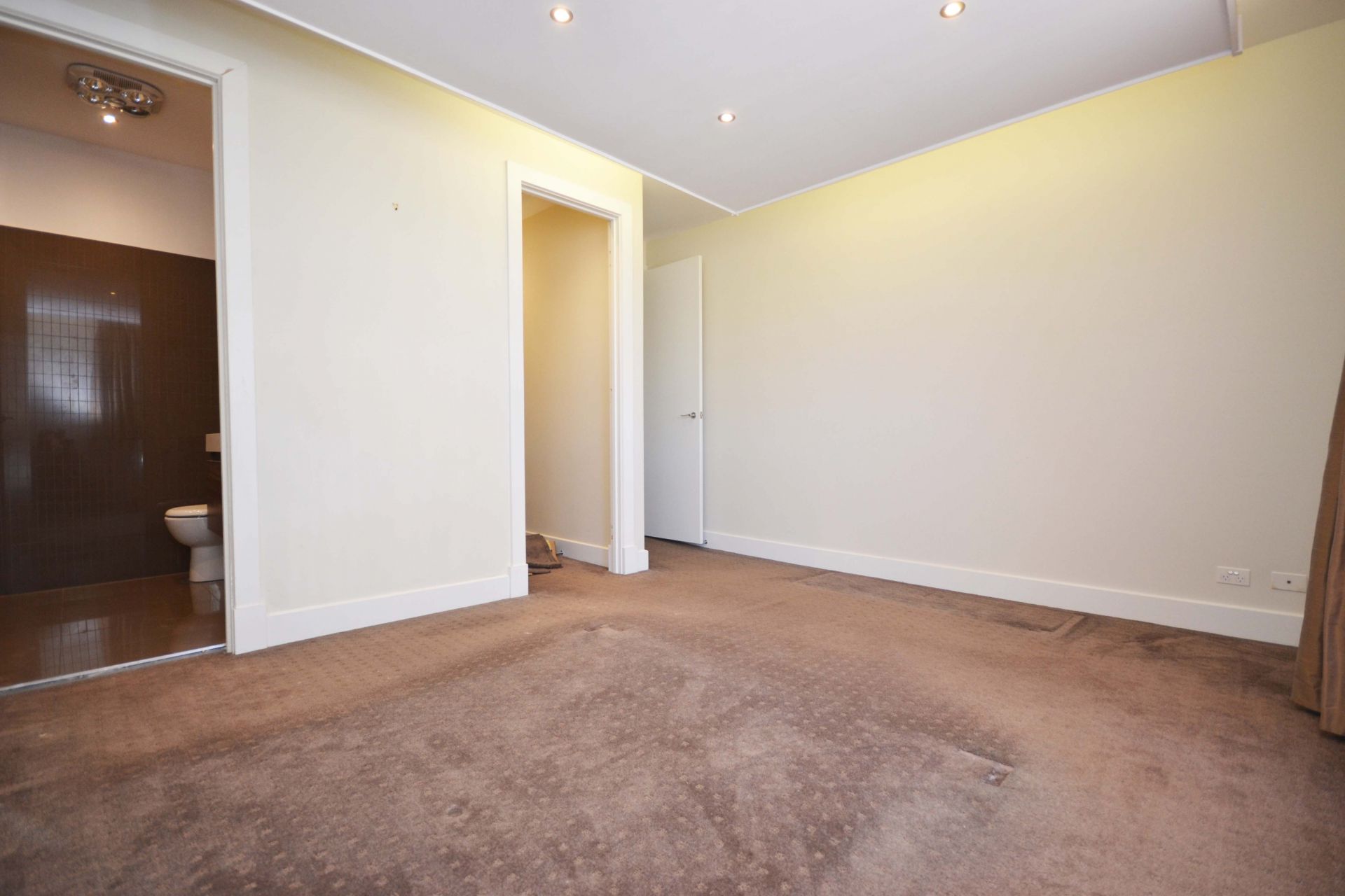 LOVE THE HOME, ADORE THE LOCATION!