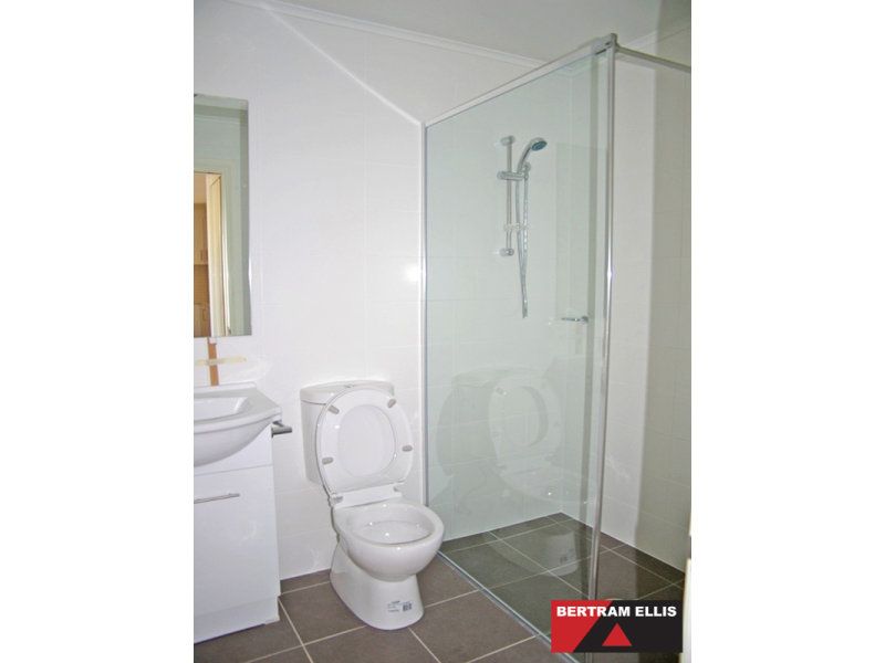 10/37 Ainsworth Street, Mawson - Thumbnail 6