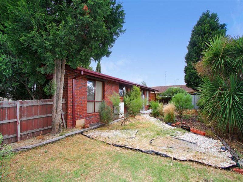 SOLD BY ROGER PETTINELLA - 0418 588 419