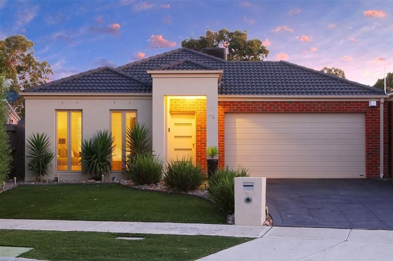 25 Paringa Avenue, South Morang
