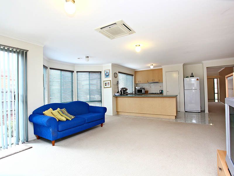 4 Coorong Court, Taylors Hill - Thumbnail 6