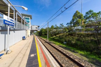 35 Parkwood Rd, Holsworthy