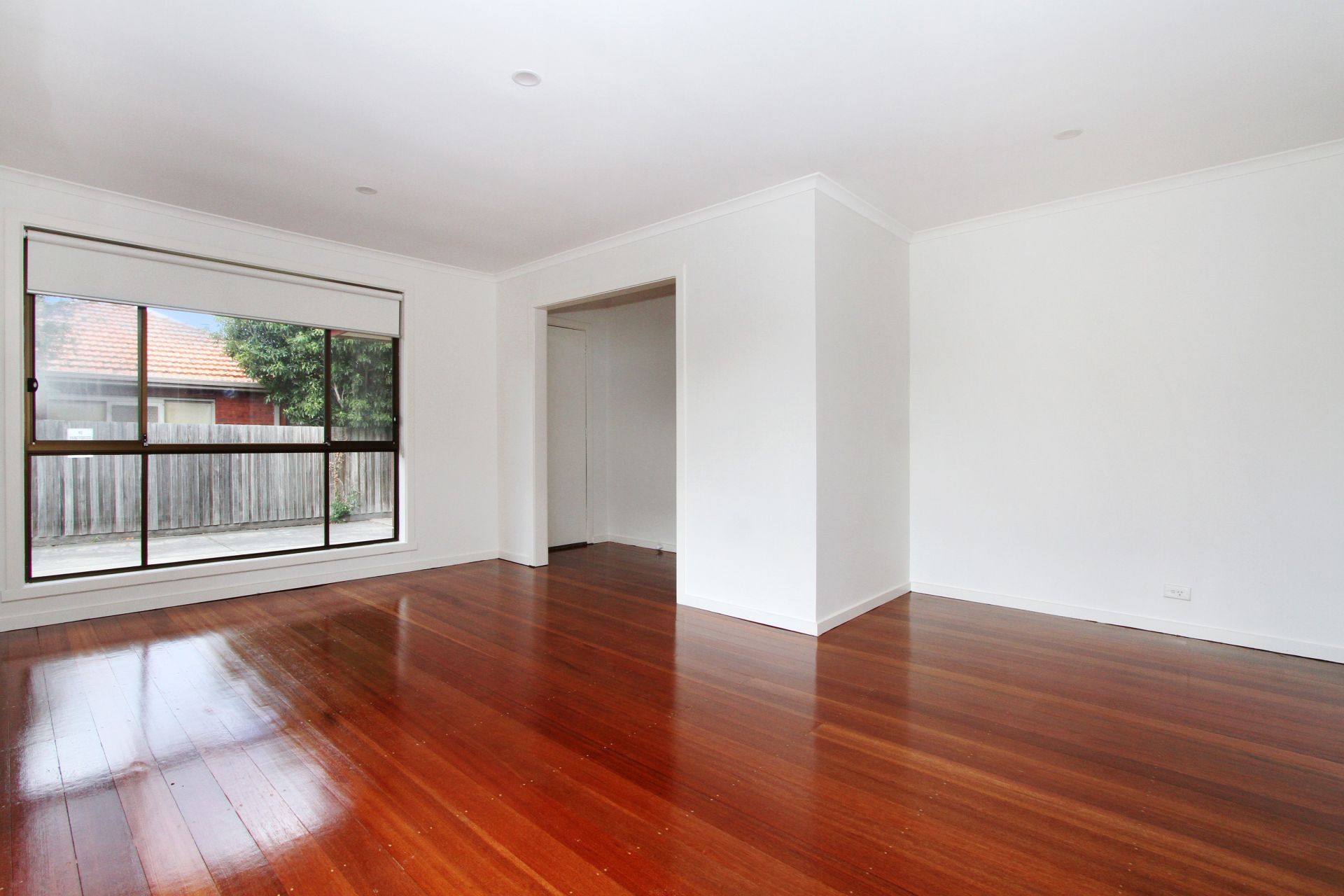 Real Estate For Lease 1/55 Pickett Street Reservoir , VIC
