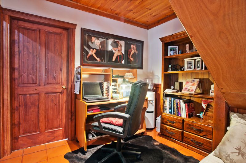 5 Pine Court, Dales Creek - Thumbnail 6