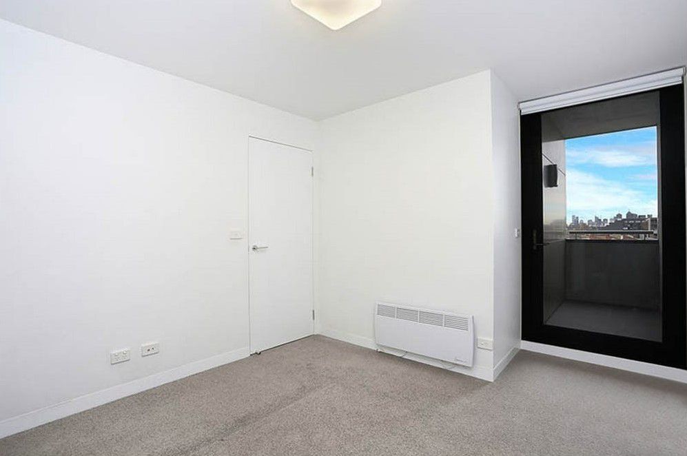 Two bedroom living with City Views