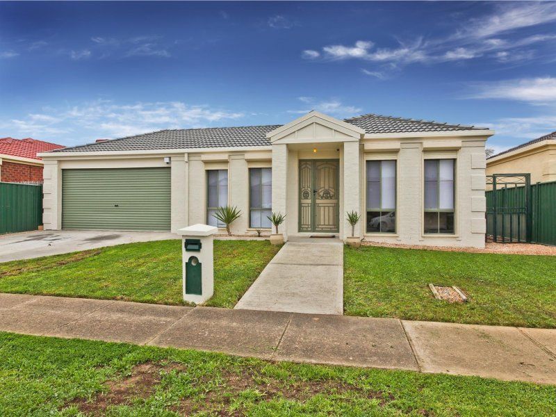 10 Niewand Avenue, Burnside - Thumbnail 2