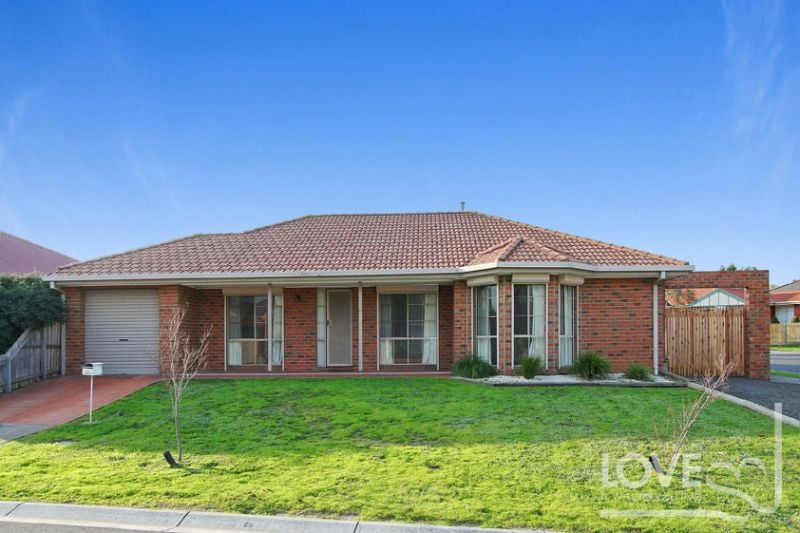 52 Parklands Drive, Thomastown