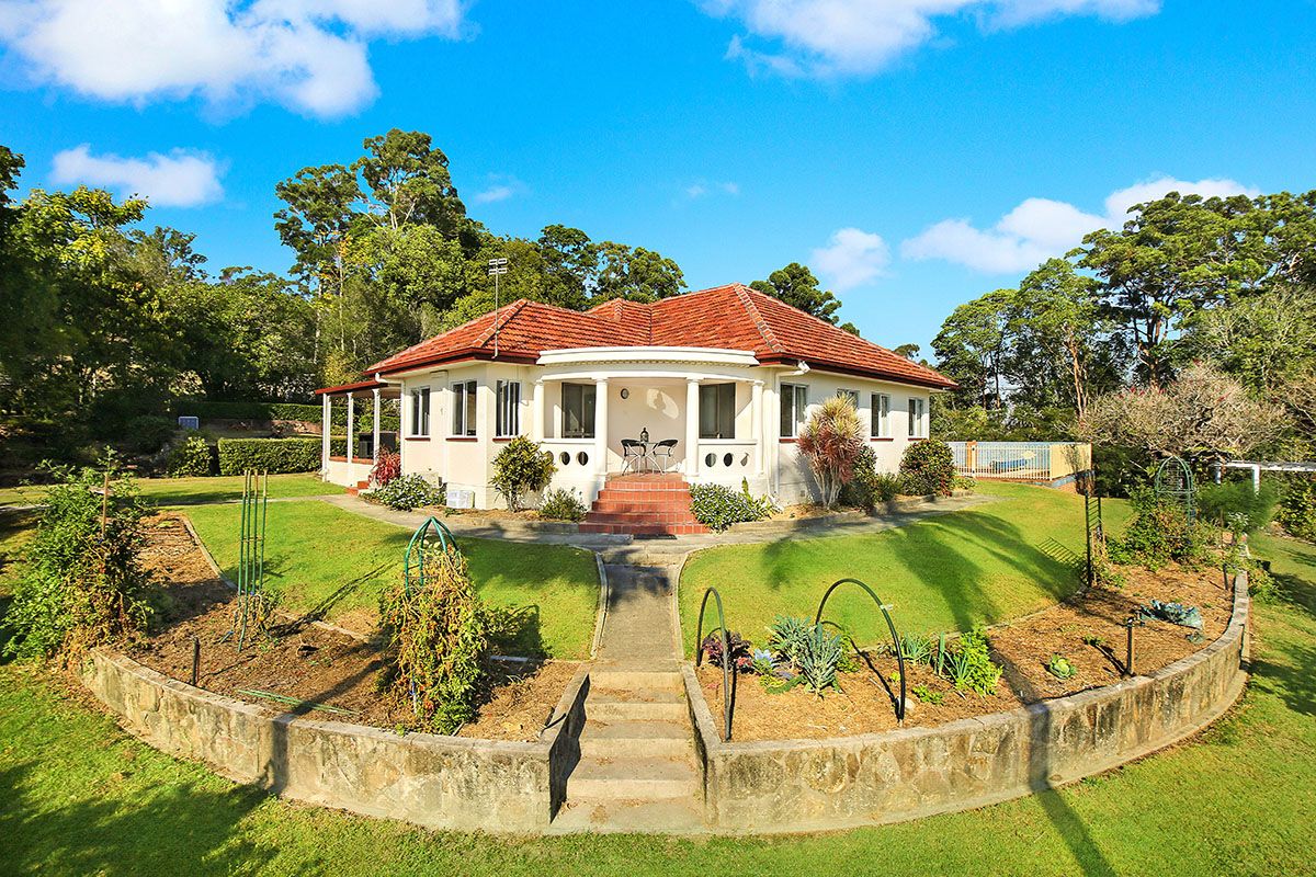 Real Estate For Sale 2 Woodchester Close Rosemount , QLD