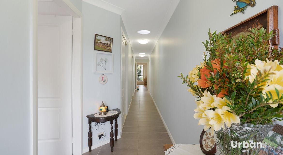 Fassifern 21b Awaba Street