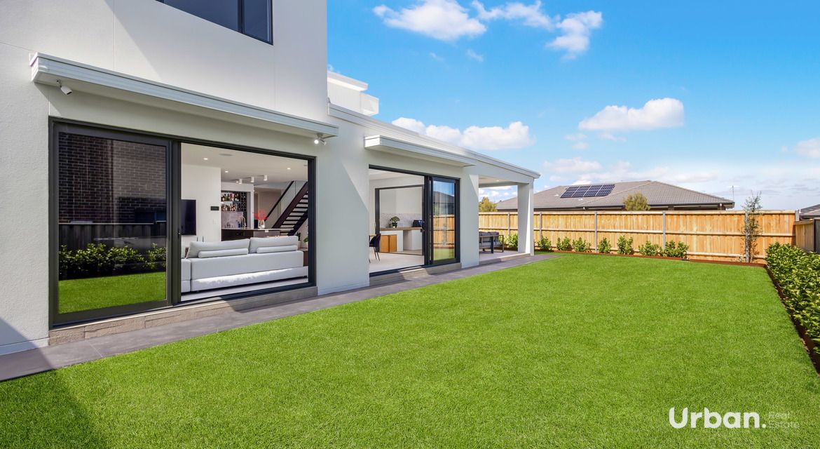 Colebee 1 Camira Place