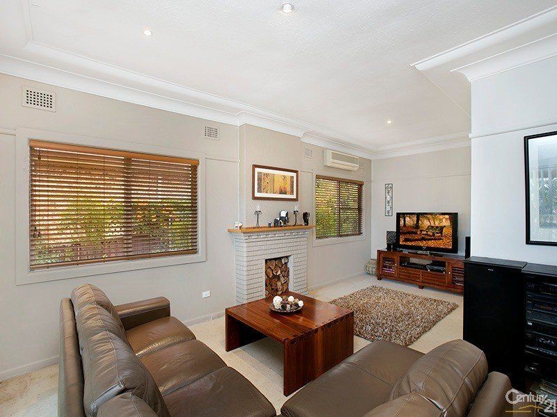 91 Chapman Street, GYMEA, Gymea - Thumbnail 3