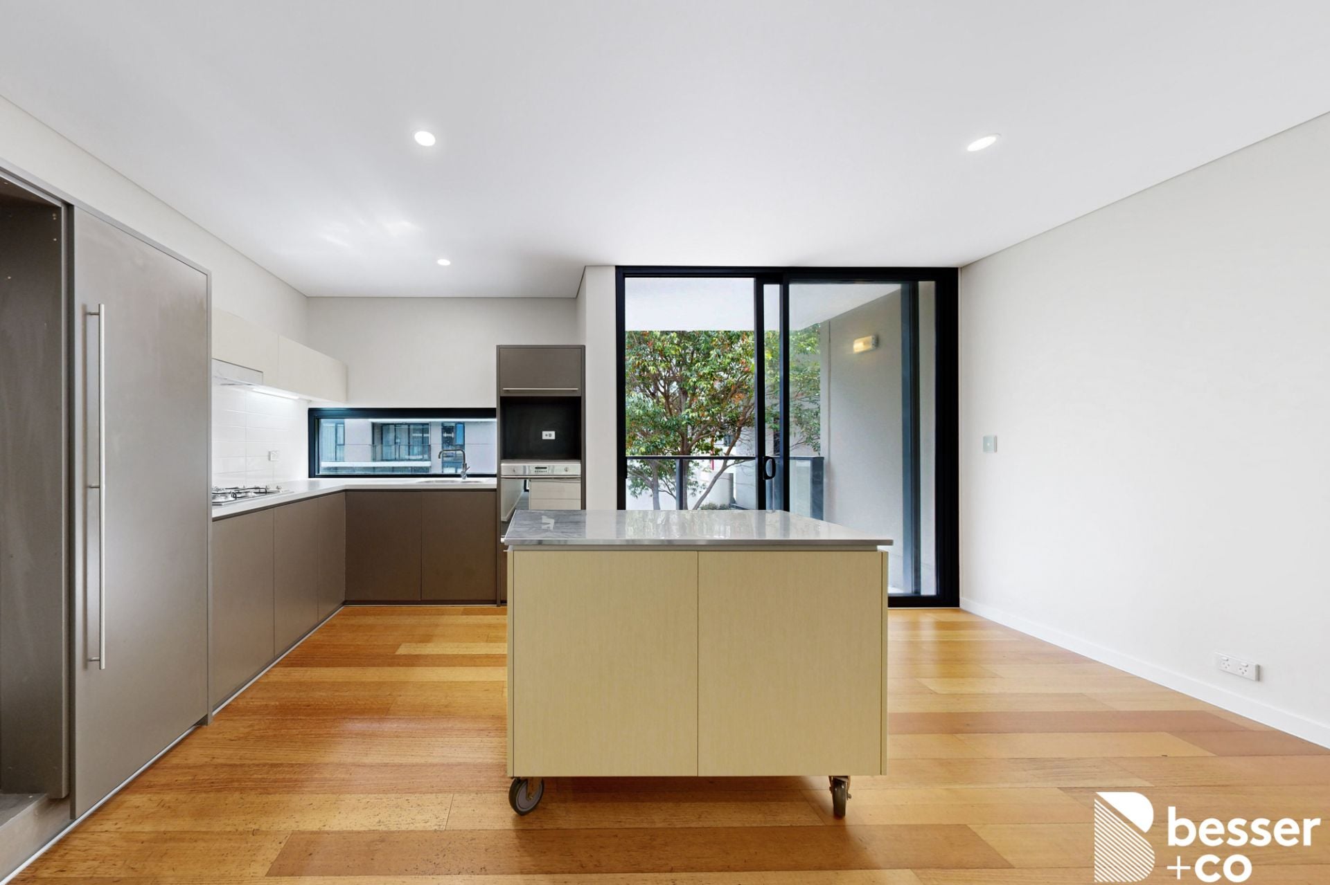 303/41 Chapel Mews, South Yarra - Thumbnail 6