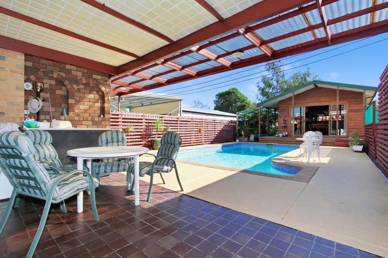 POOLSIDE FUN ALL YEAR ROUND! ** INSPECTION THURSADY 7TH AUGUST 5:00 - 5:15PM