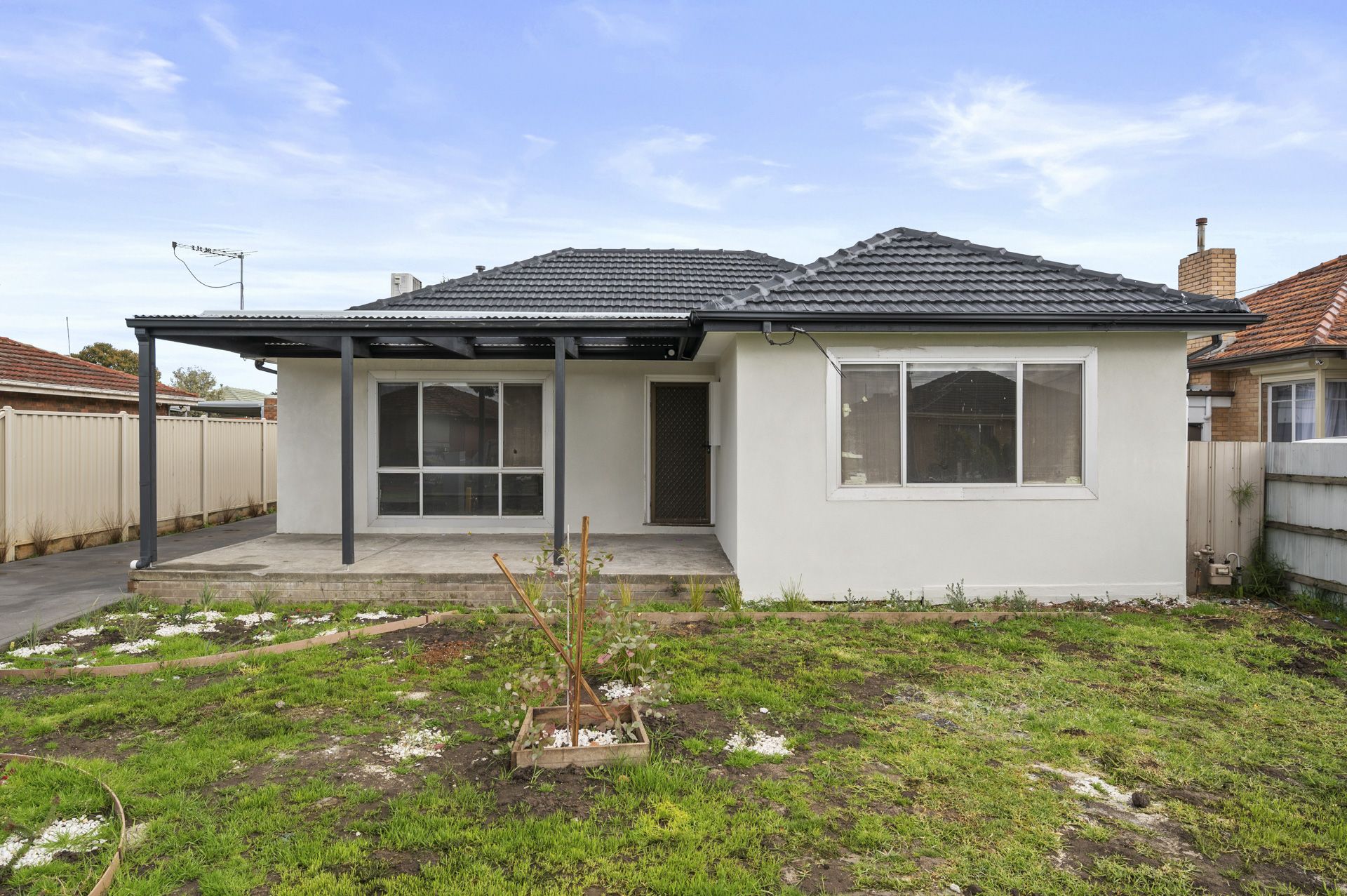 Charming 3 Bedroom Unit