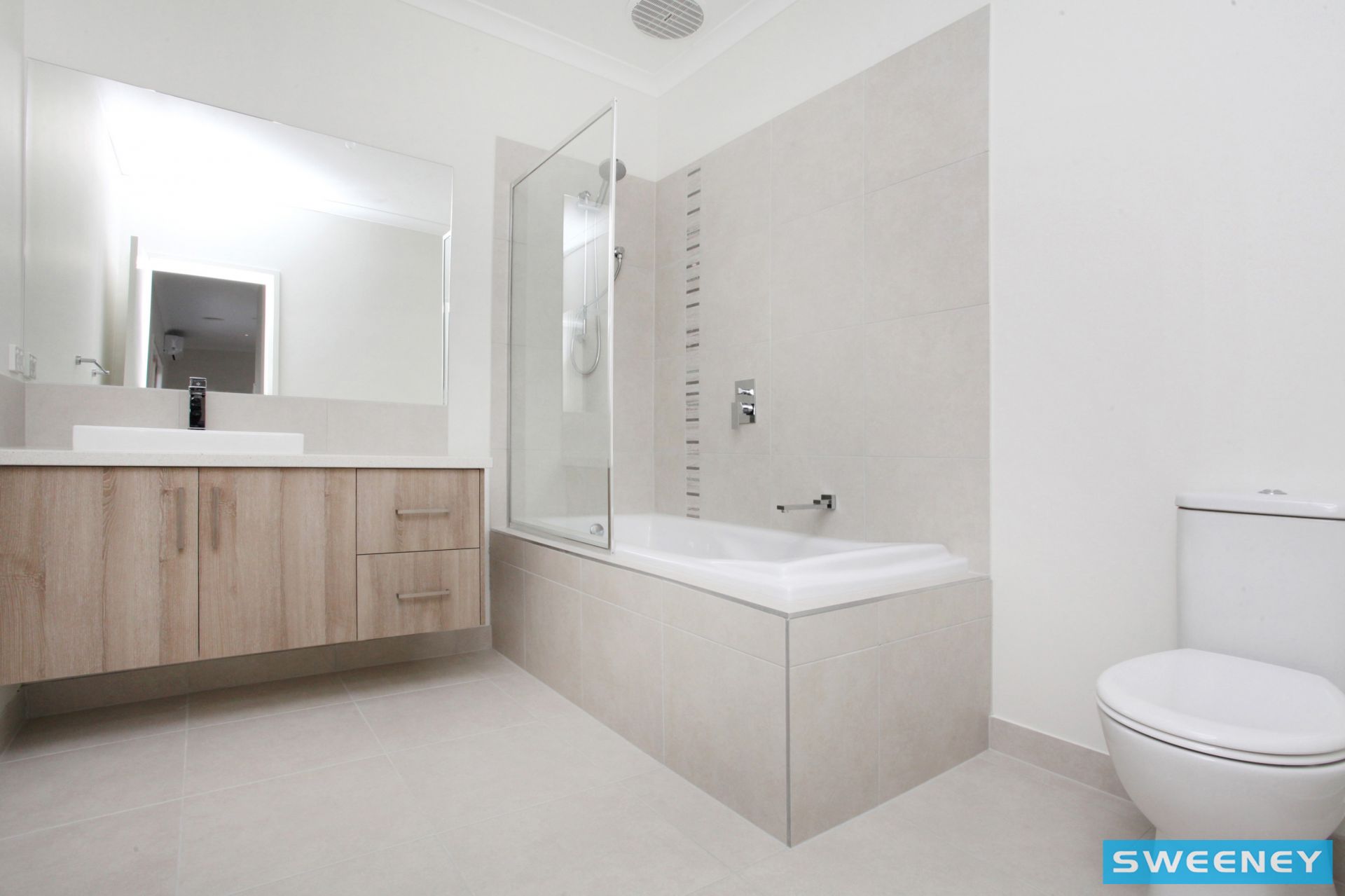 2/2 Lane Place, Hillside - Thumbnail 8