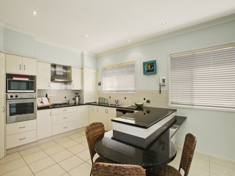 2 Uniacke Drive, BANORA POINT, Banora Point - Thumbnail 6