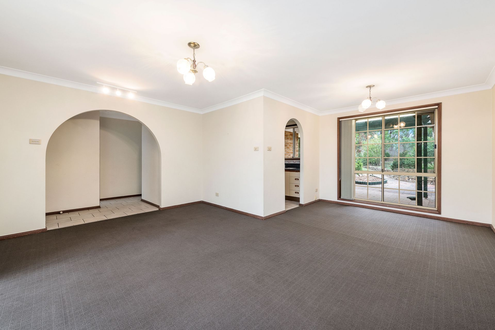 Real Estate For Sale 44 Southdown Road Elderslie , NSW