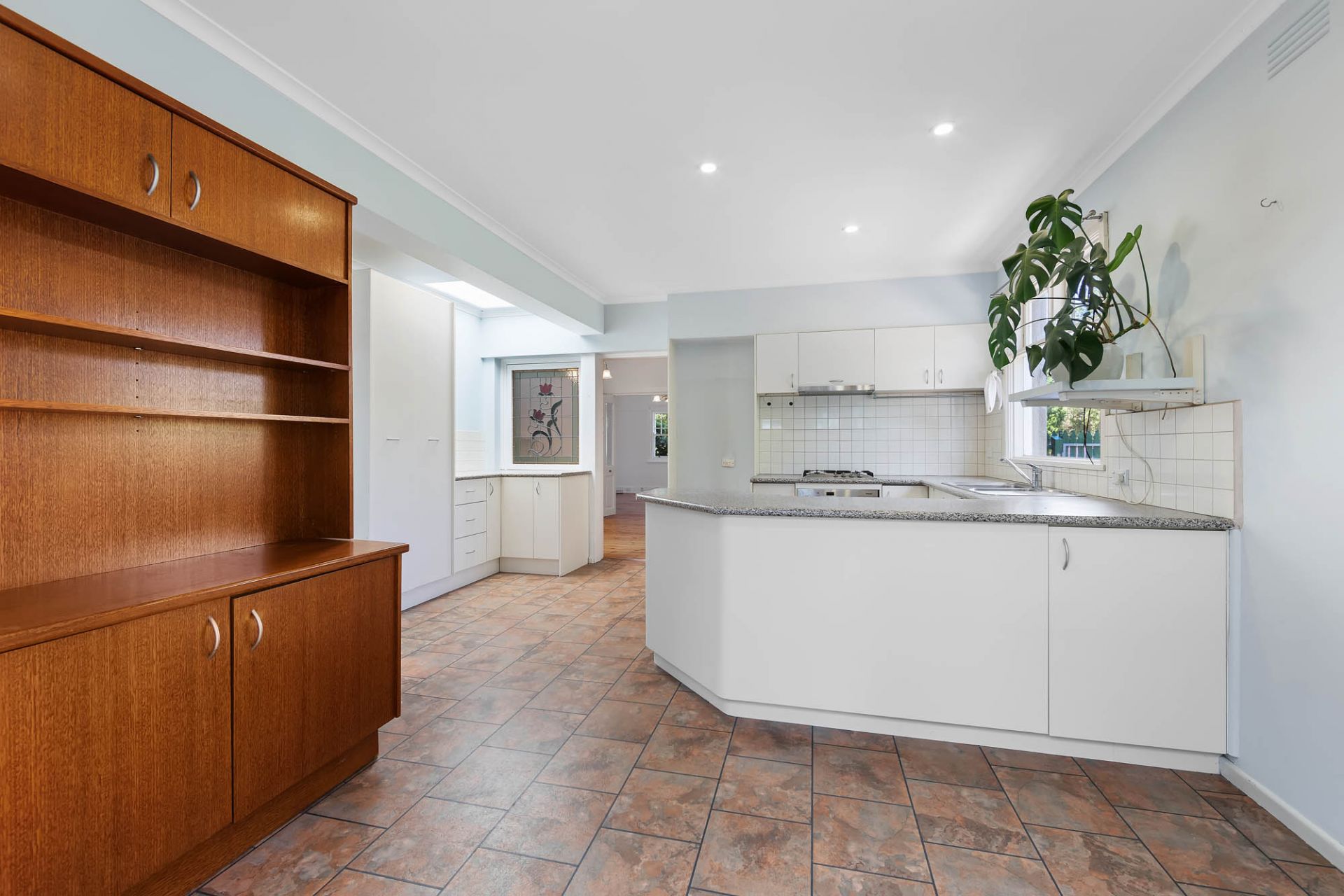 46 Beacon Road, Port Melbourne - Thumbnail 6