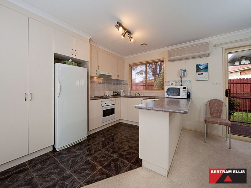 36 Auburn Street, Amaroo - Thumbnail 5