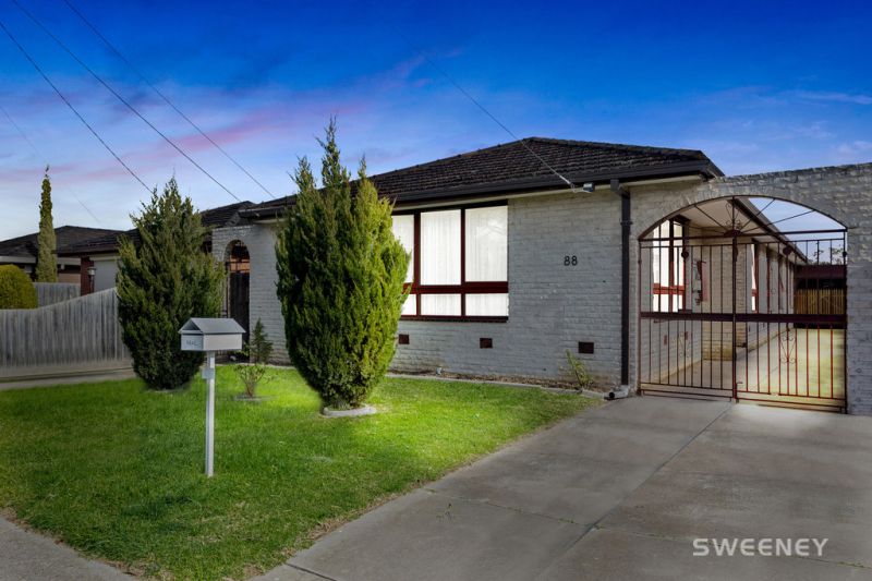 Real Estate For Sale 88 Victoria Street Altona Meadows Vic
