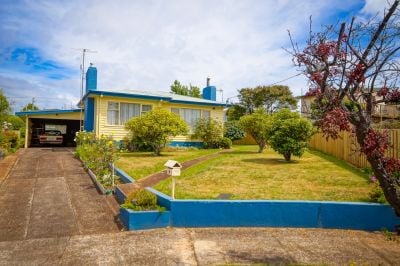 3
 
 
 
  
 
 
 1
 
 
 
  
 
 
 1
 
 
 
 
 
 
 
 12 Highview Crescent, Devonport TAS 7310, Devonport - Thumbnail 2