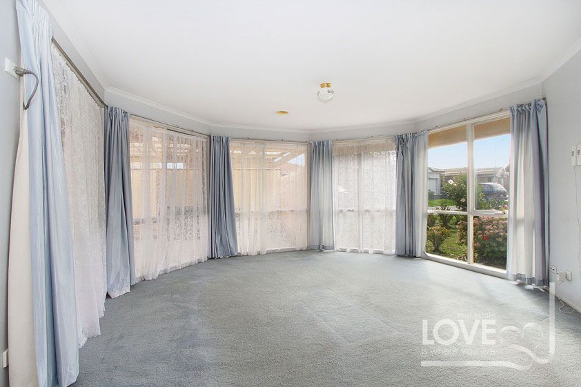 TUCKED AWAY IN A QUIET COURT **6 MONTH LEASE AVAILABLE**