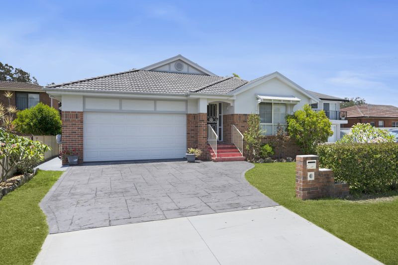 Real Estate For Sale 43 Lakedge Avenue Berkeley Vale , NSW