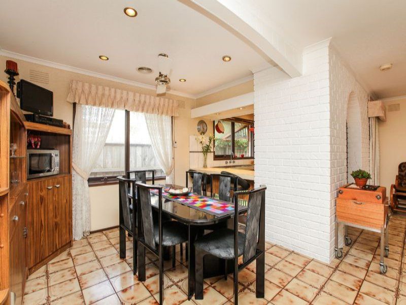 31 Winslow Crescent, Deer Park - Thumbnail 5