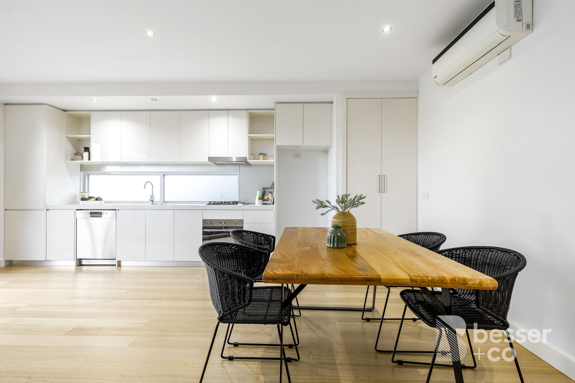 2/462 Hawthorn Road, Caulfield South - Thumbnail 4