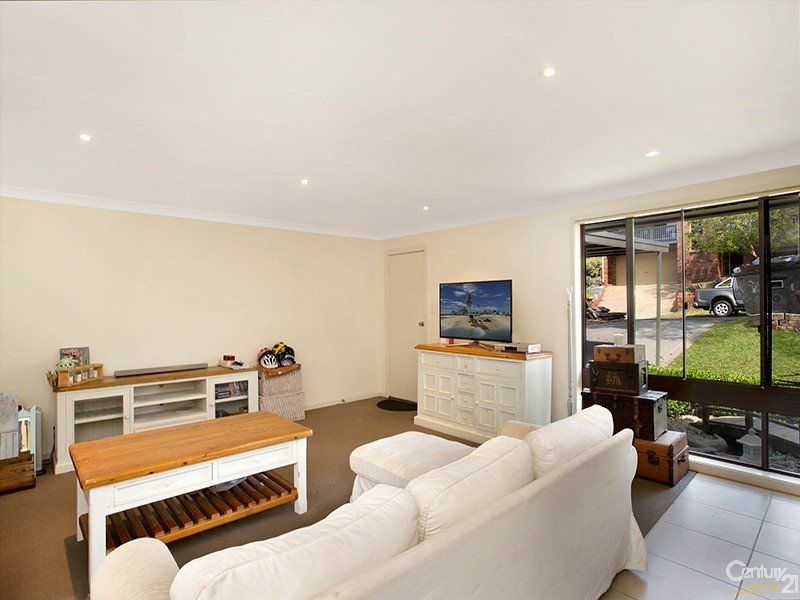 3 Larkspur Place, HEATHCOTE, Heathcote - Thumbnail 3